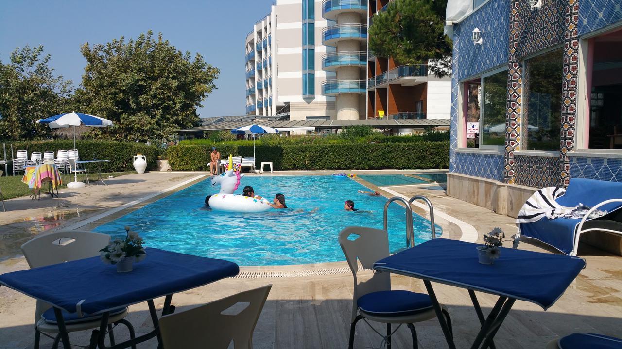 Art Beach Hotel グゼルカミル エクステリア 写真